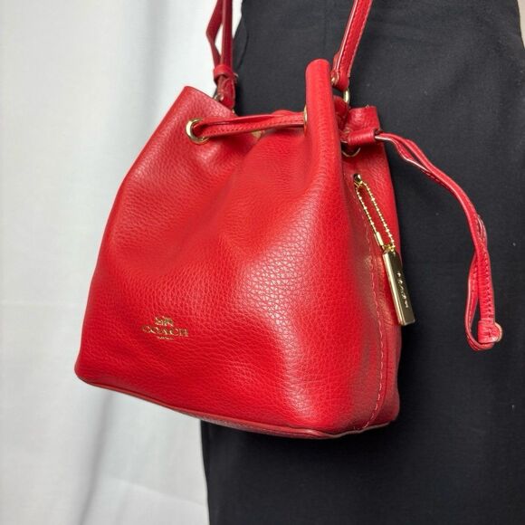 Coach Purse Derby Crossbody Bag Red Pebbled Leather Drawstring Bucket Sold Out! - Picture 8 of 12